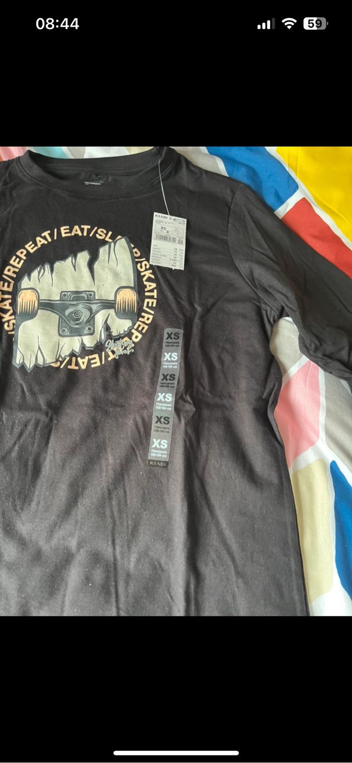 T-shirt manche longue neuf XS enfant - photo numéro 2