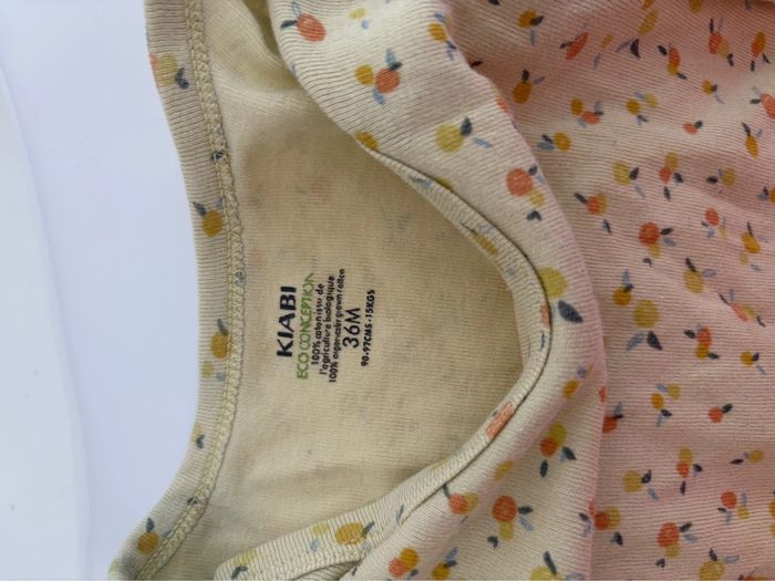 Lot de 5 bodies manches courtes – Taille 36 mois / 98-104 cm - photo numéro 2
