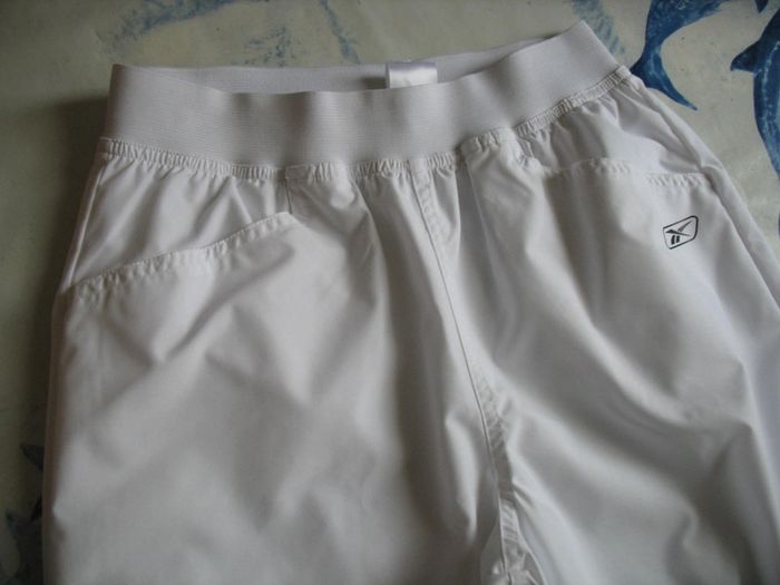 PANTALON LARGE BLANC FILLE "REEBOK" - 14 ANS - n°03 - photo numéro 2