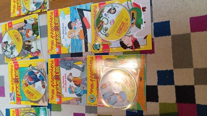 Lot 36 magazine Mes premiers J'aime lire avec CD - photo numéro 2