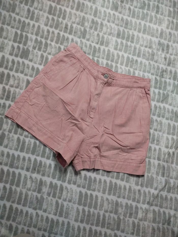 Short rose ajusté à pinces taille haute élastique Mango taille 38 - photo numéro 1