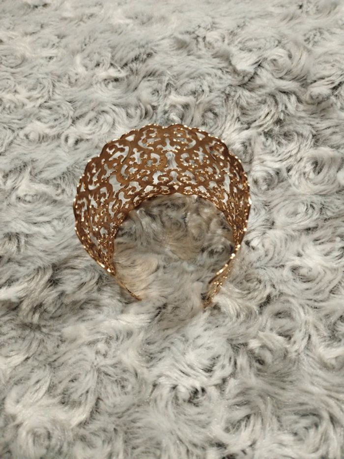 Bracelet manchette dorée - photo numéro 3