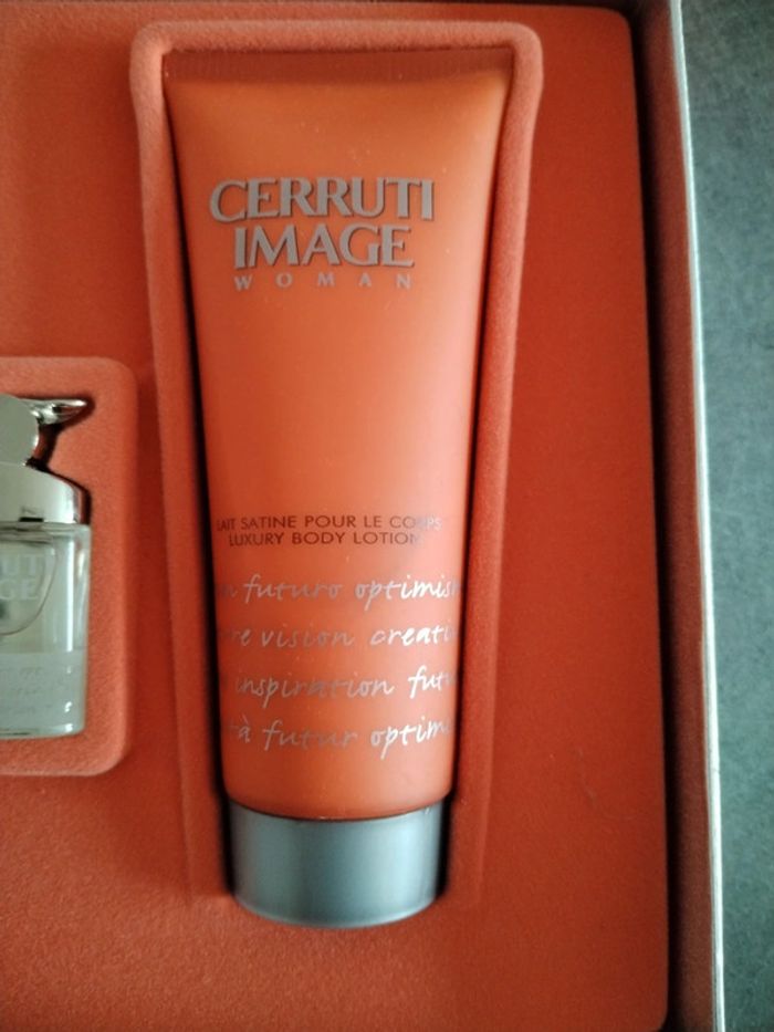 Coffret rare Nino Cerruti neuf - photo numéro 3