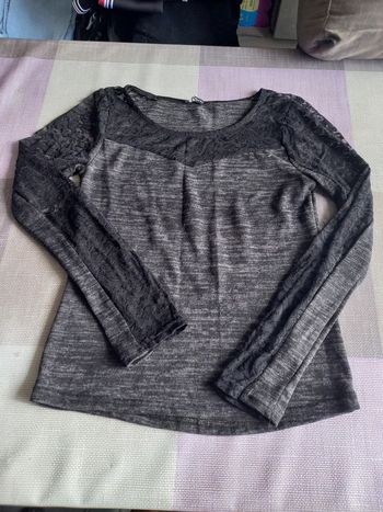 Pull avec dentelles
