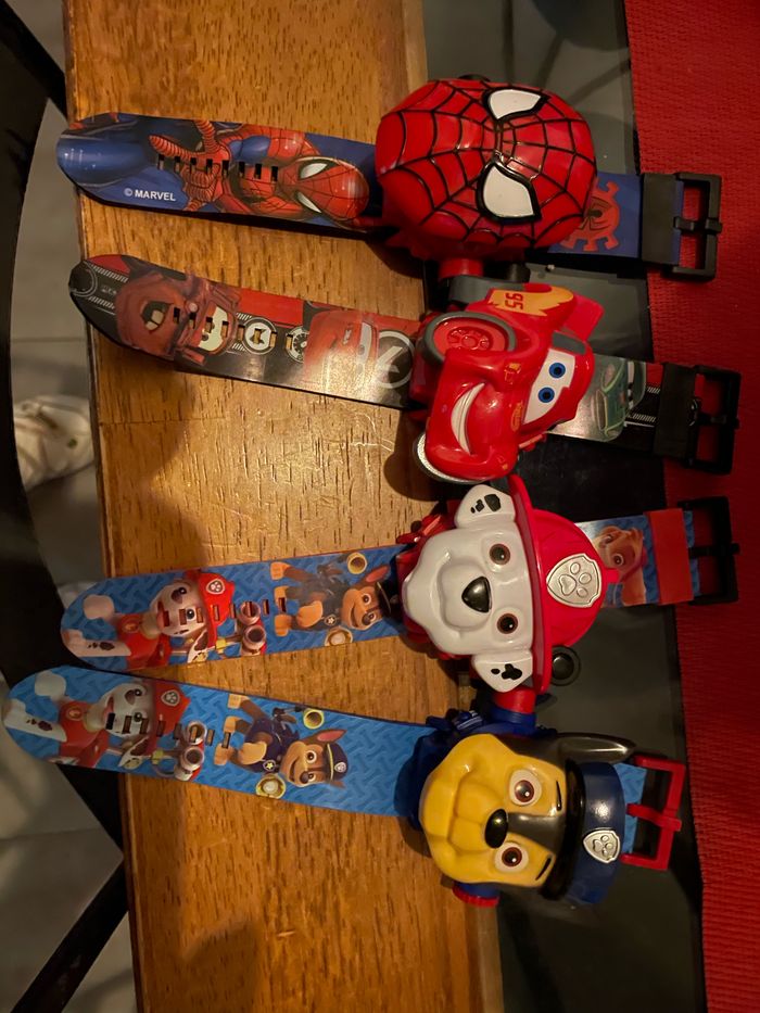 Montre cadeau enfants anniversaire Spiderman, mignon - photo numéro 2