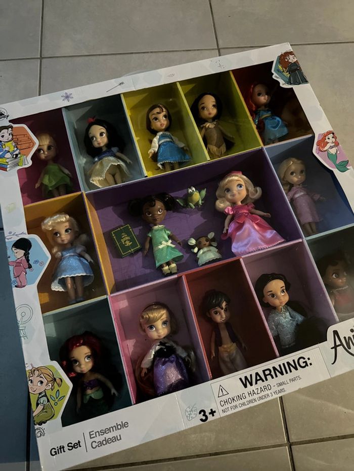 Coffret poupée animators Disney neuf avec Tiana - photo numéro 3