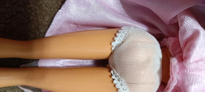 Barbie robe de soirée années 80/90 - photo numéro 9