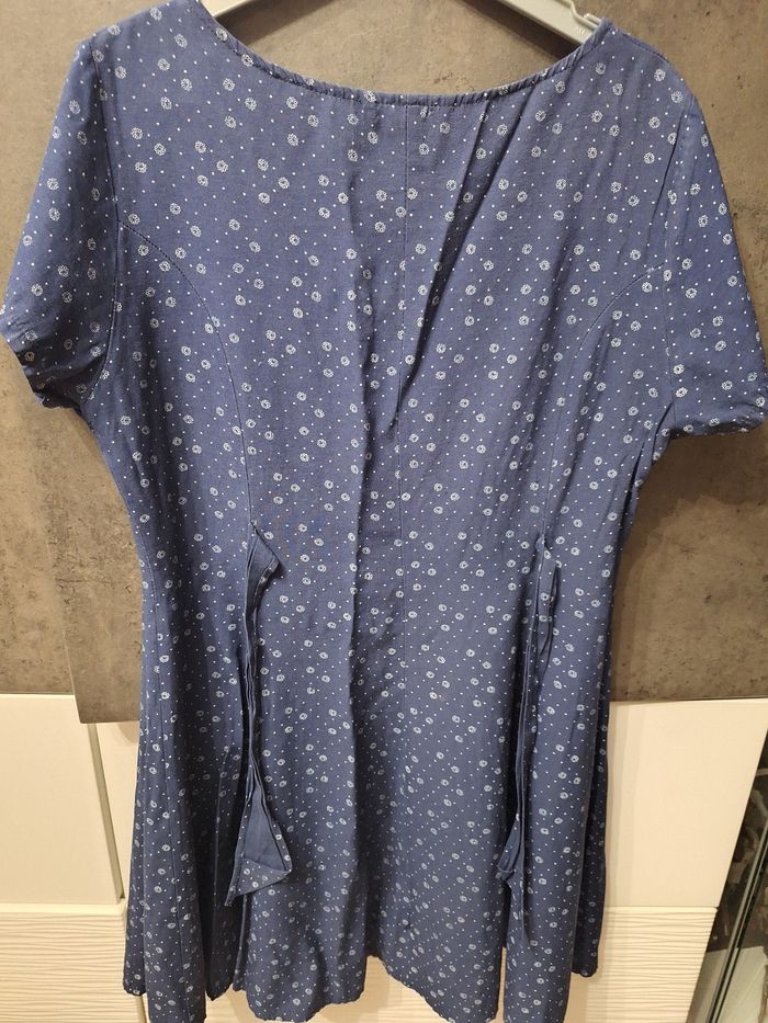 Robe manches courtes - photo numéro 2