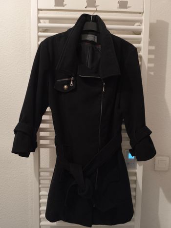 Manteau Pour Femme Avec Ceinture Et Poche Très Bon État Aucune Tâche Aucun Défaut 🎁🌎✅☮️🎉