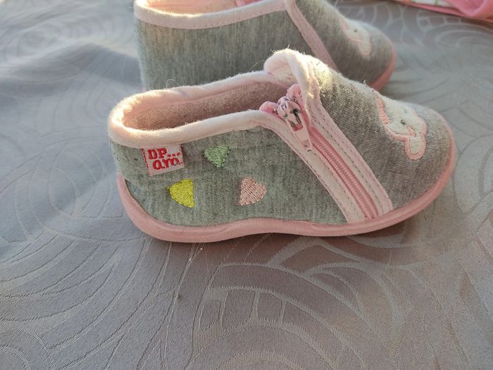 Chaussons 20 - photo numéro 2