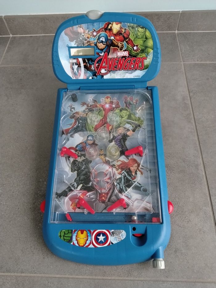 Flipper Avengers - photo numéro 2