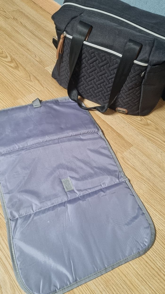 Sac a langer , comme neuf - photo numéro 3