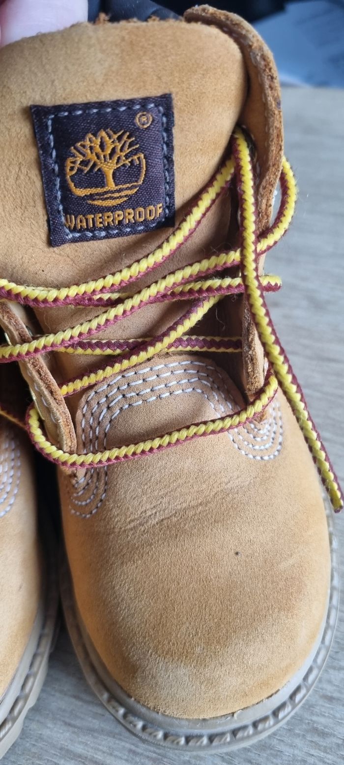 Boots bottines TIMBERLAND 22 superbes , comme neuves - photo numéro 4