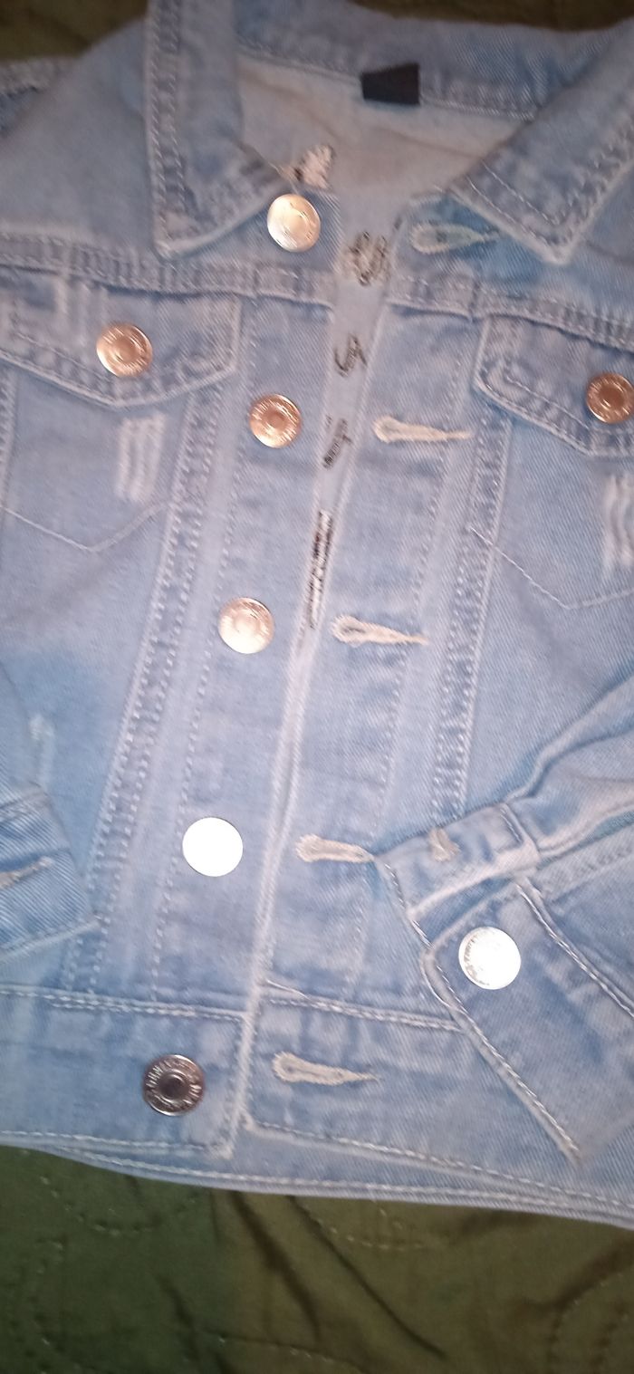 Veste fille 4ans - photo numéro 2