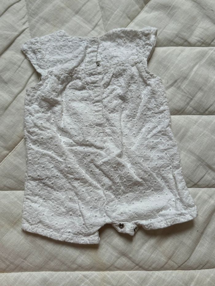 Combishort Vertbaudet taille 3 mois - photo numéro 4