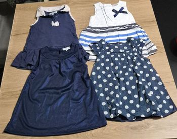 Lot robes 18 mois 