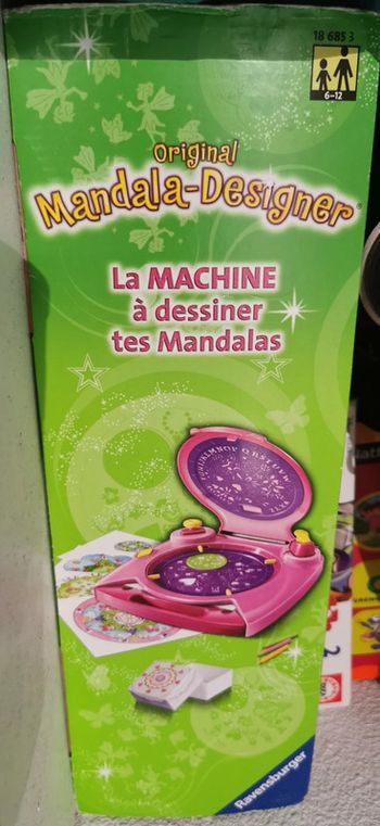 Machine dessiner mandalas