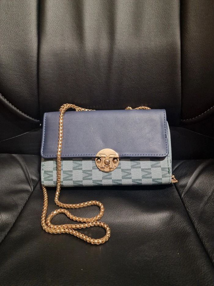 Sac pochette bleu nuit