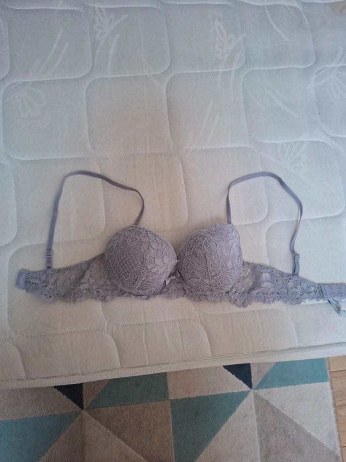 Soutien gorge ampliforme 85b Etam couleur lilas - photo numéro 2