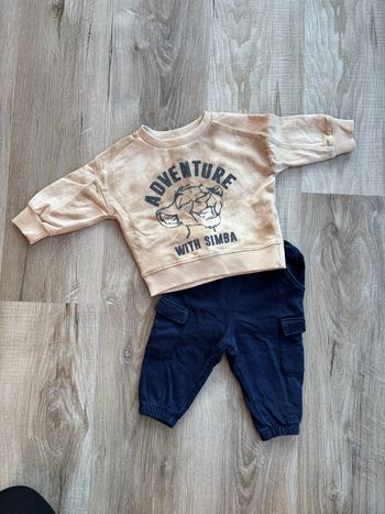 Ensemble sweat/pull + pantalon garçon taille 6 mois