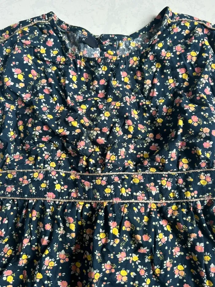 Robe fleurie avec chouchou - photo numéro 3