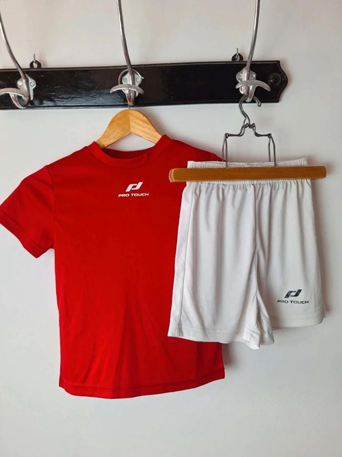 Tenue/ensemble foot garçon 5/7 ans Pro Touch ans Beebs by