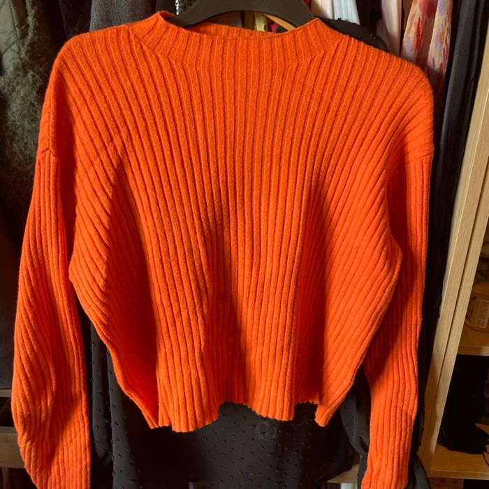 Pull orange