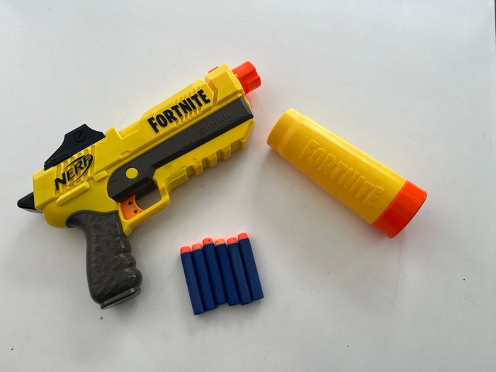 Pistolet blaster nerf fortnite - photo numéro 4