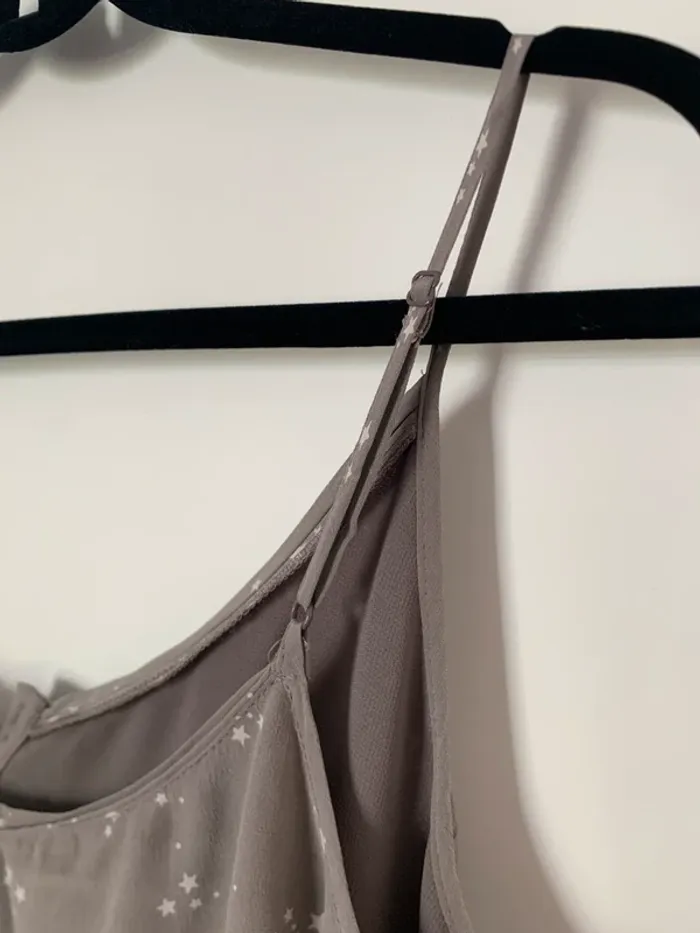 Robe à bretelle en soie grise avec des étoiles blanche taille M Sud Express - photo numéro 11