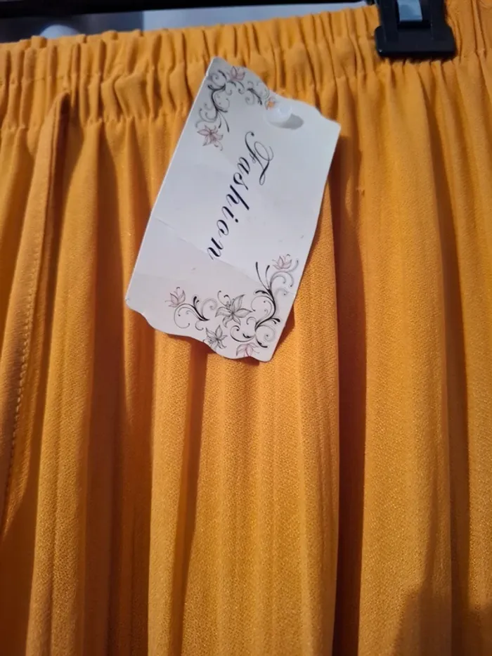 Magnifique pantalon sarouel femme neuve - photo numéro 3