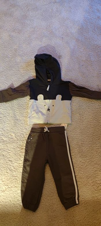 Survêtement 18 mois