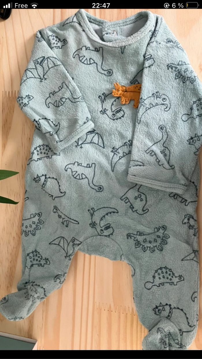 Lot pyjama 1 mois - photo numéro 3