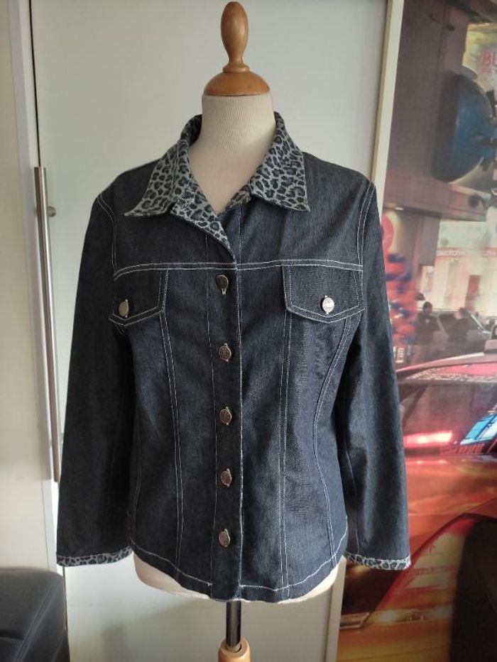 Veste en jean Armand Thiery T 42