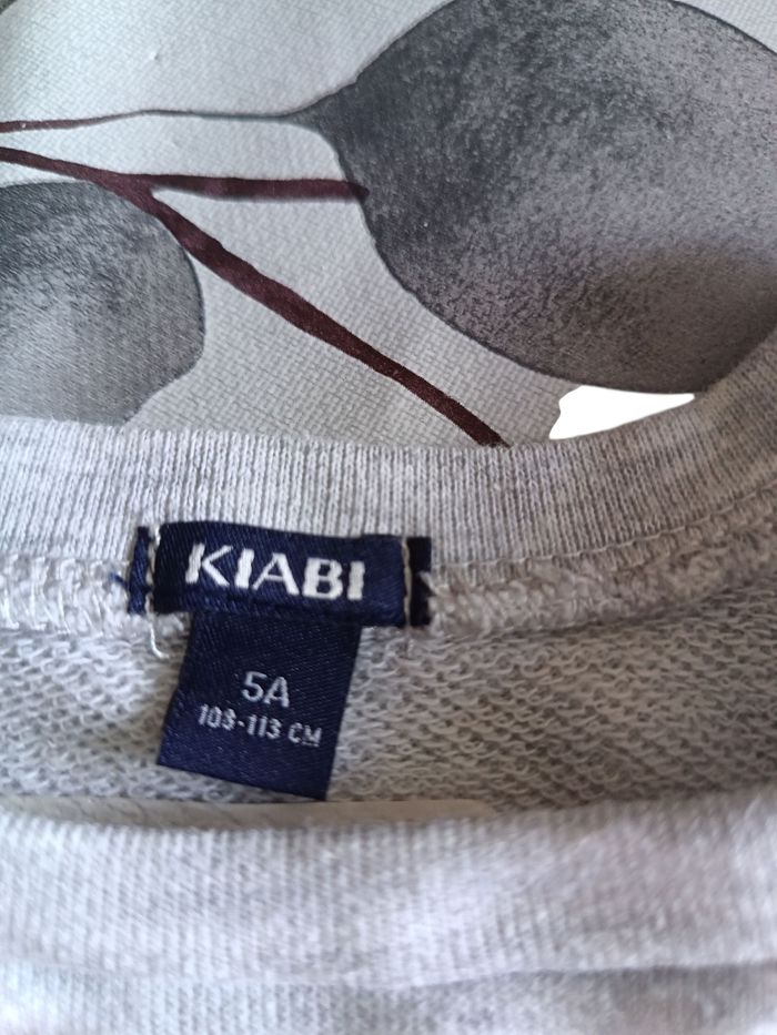 Pull a strass 5 ans Kiabi - photo numéro 4