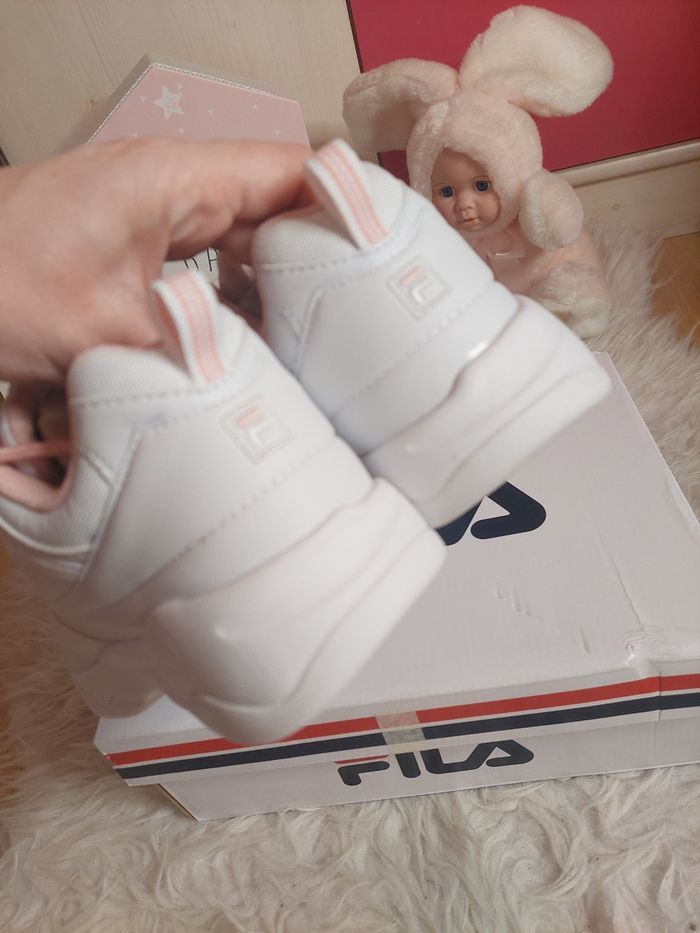 Baskets Fila Ray Junior rose/blanche T36 neuves authentiques 👟 - photo numéro 5