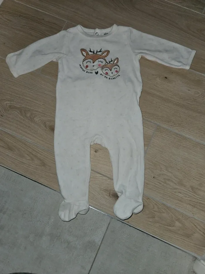 Pyjamas 9 mois - photo numéro 2