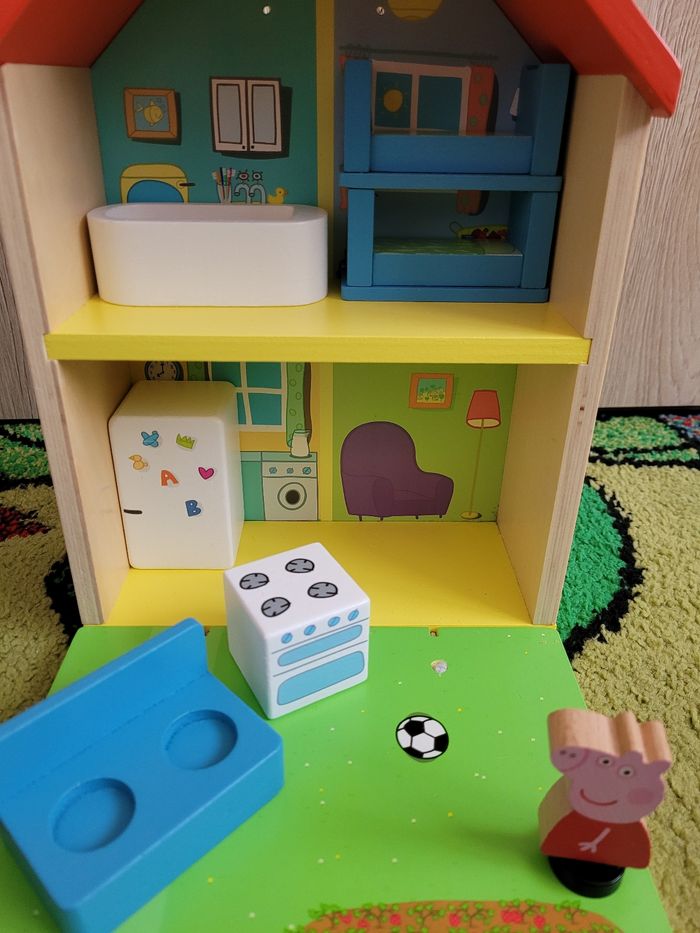 PEPPA PIG LA MAISON EN BOIS  MARQUE BANDAI - photo numéro 8