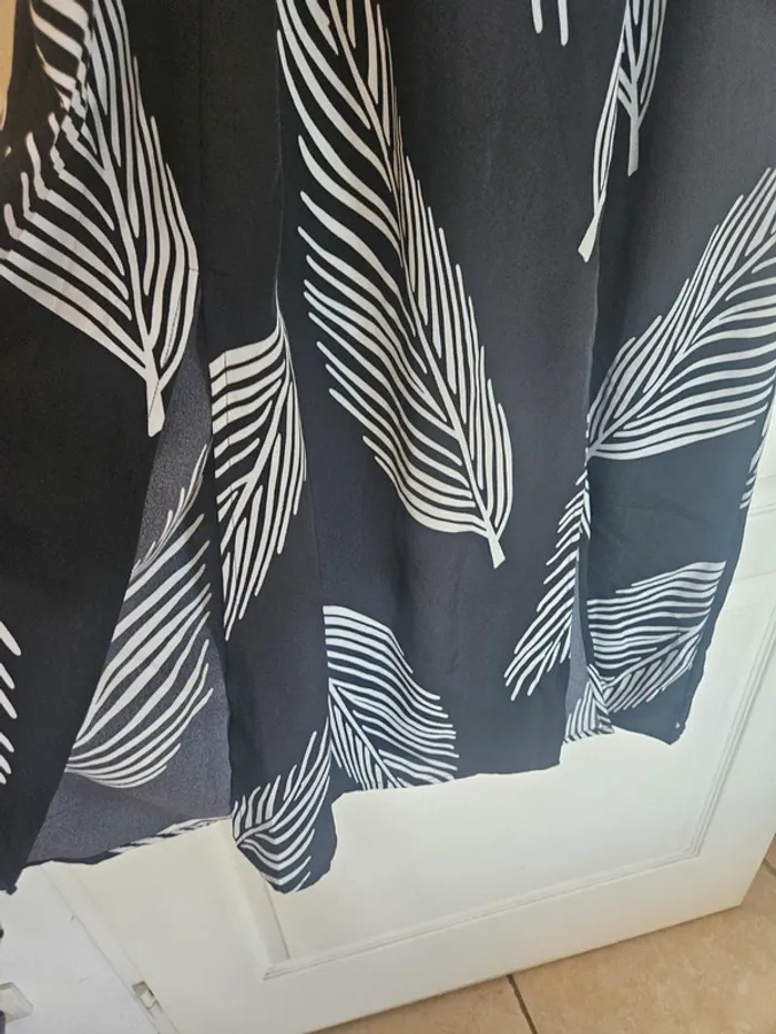 Robe noire neuve avec plumes - Shein - photo numéro 3