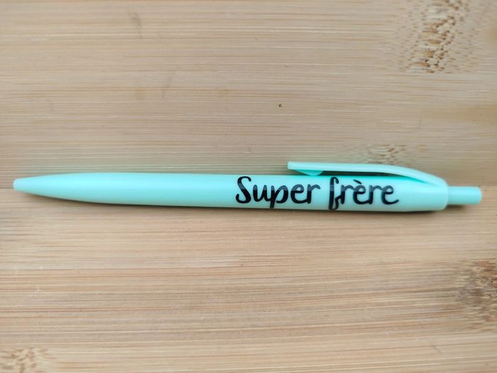 Stylo super frère