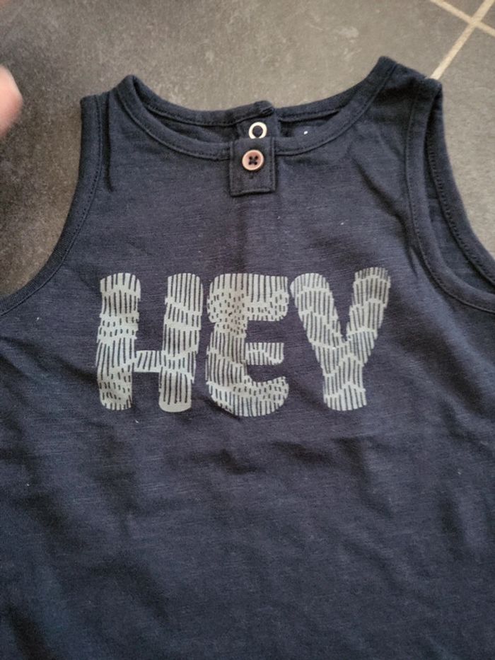 2 tee-shirts kiabi 12 mois - photo numéro 3