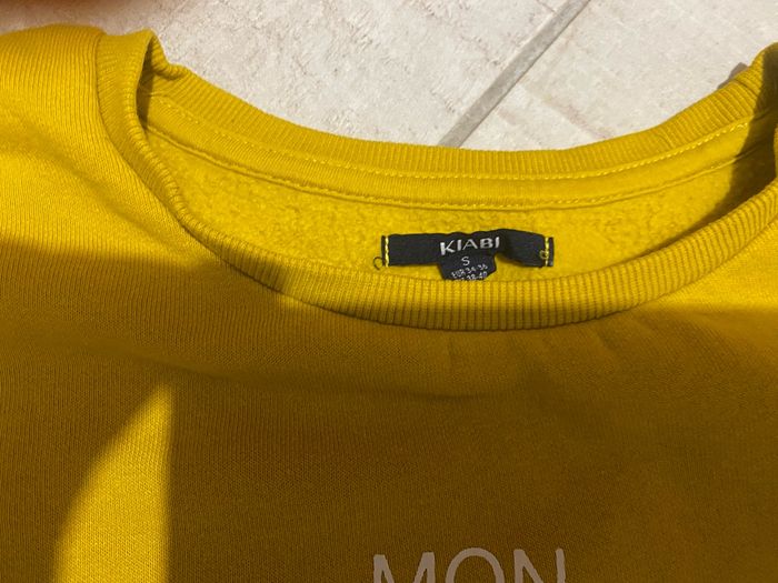 Sweat jaune kiabi taille S - photo numéro 2