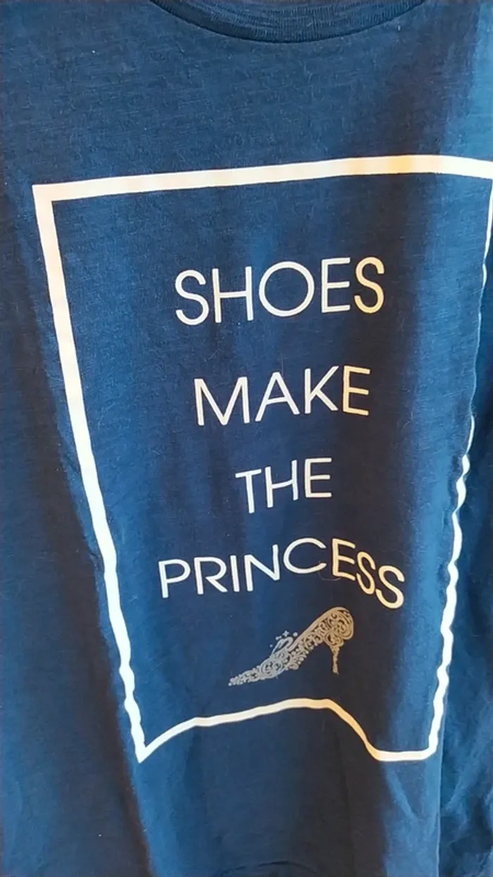 T shirt bleu Disney L bleu princesse👸👑 - photo numéro 2