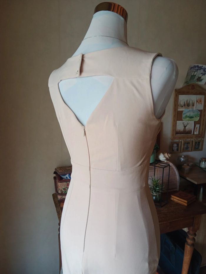 Robe cintrée élégante - photo numéro 3