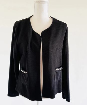 Veste type blazer noir d'une boutique indépendante
