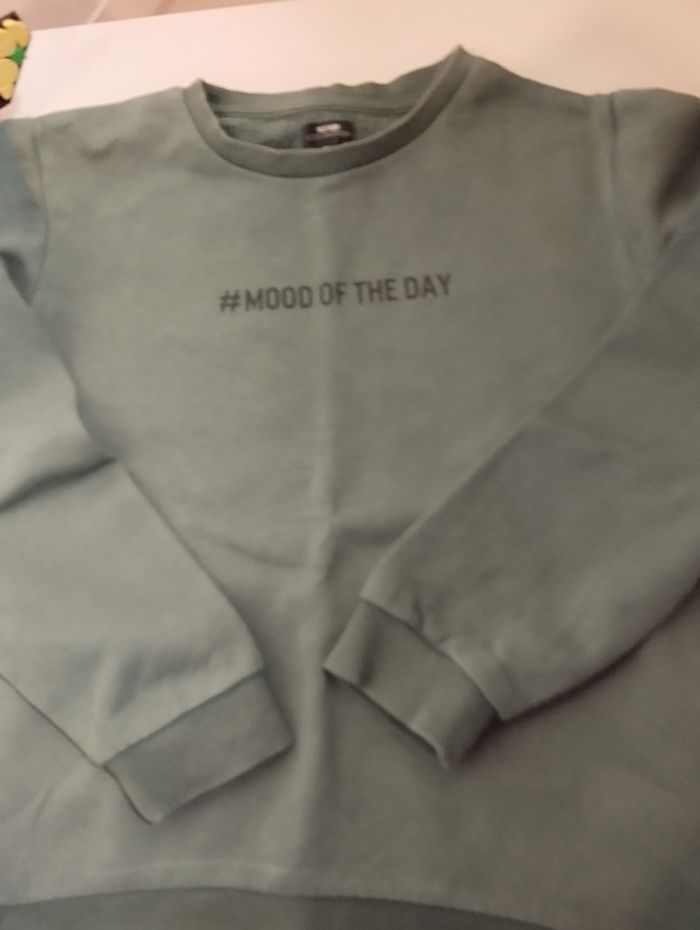 Lot vêtements garçon 8 ans - photo numéro 6