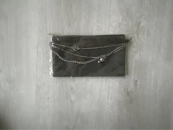 Trousse neuve avec étiquette