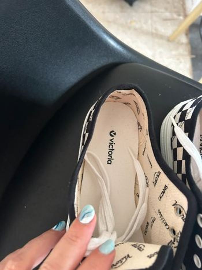 Chaussures basses Victoria damier - photo numéro 2