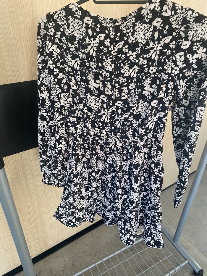 Robe neuve taille 10 ans ikks - photo numéro 2