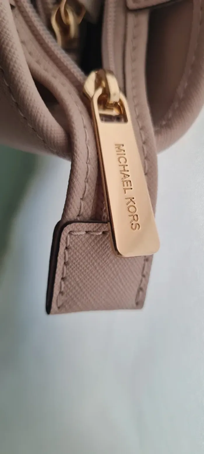 Très grand sac cabas Mickael Kors original neuf - photo numéro 7