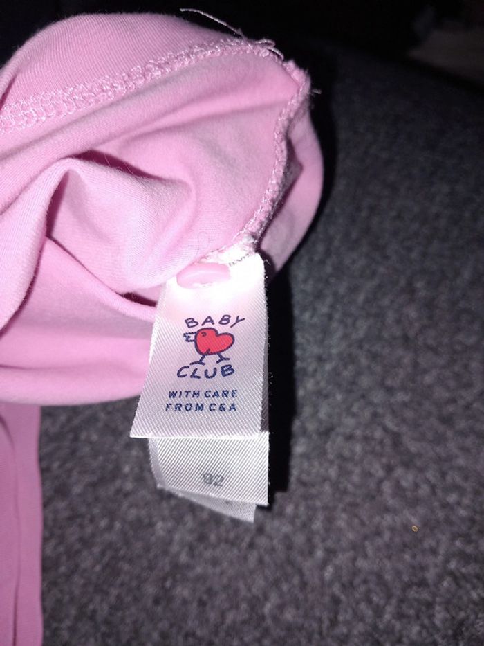 T-shirt taille 92cm 2ans c&a hello kitty - photo numéro 2